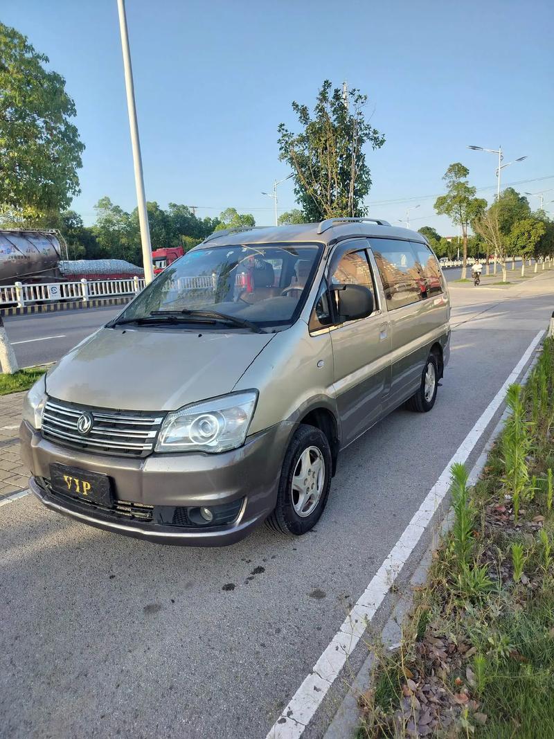 东风风行菱智m3加长版多少钱,东风风行菱智m32015款