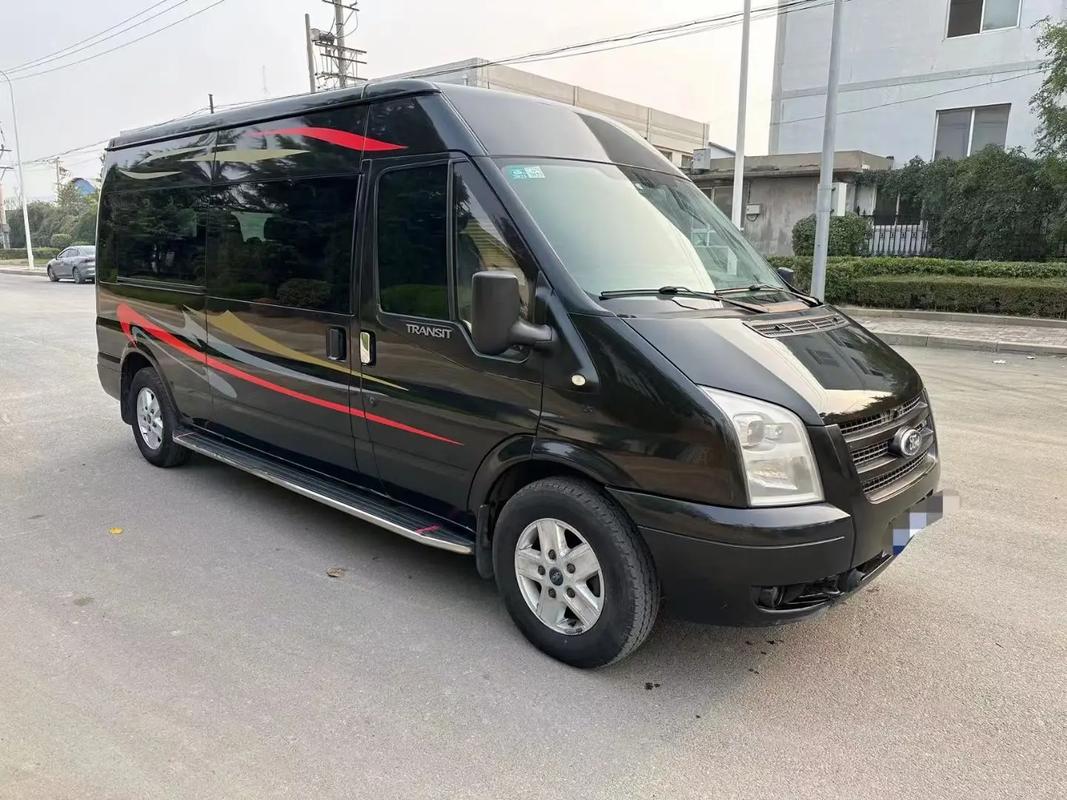 全顺新世代9长轴9座豪华版/新世代全顺pro9座