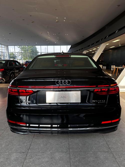 奥迪a8照片,奥迪a8照片真实