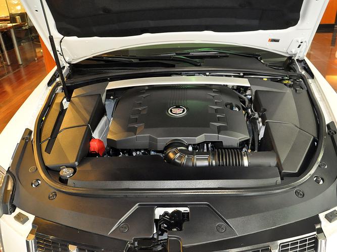 14款凯迪拉克cts／14款凯迪拉克CTS发动机拆