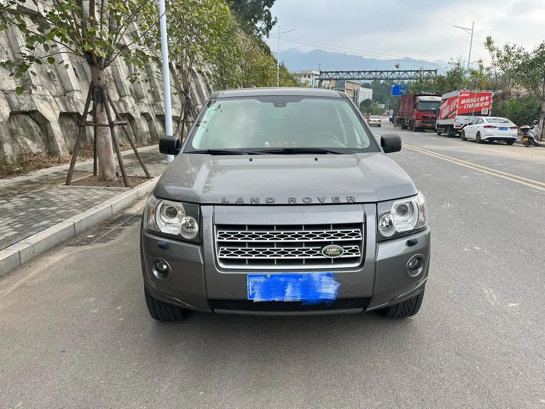 10年路虎神行者2怎么样(11年路虎神行者2)