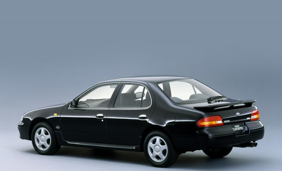 东风日产bluebird老款/东风日产bluebird老款全身图片